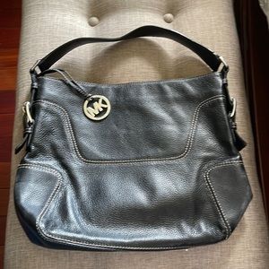 Michael Kors Leather shoulder bag